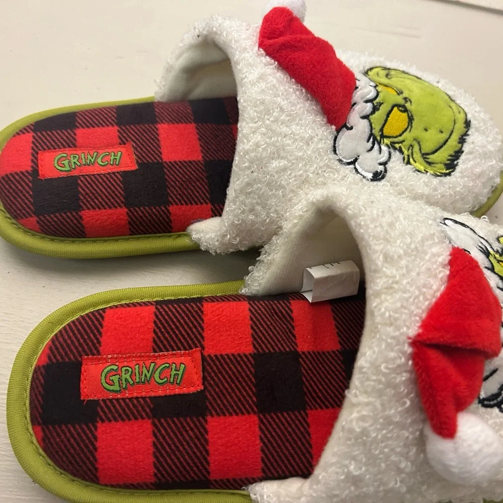 Christmas Kids Grinch Slippers with Santa Hat - White and Green L-2-3